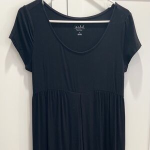 Black short flowy Maternity dress with short sleeve